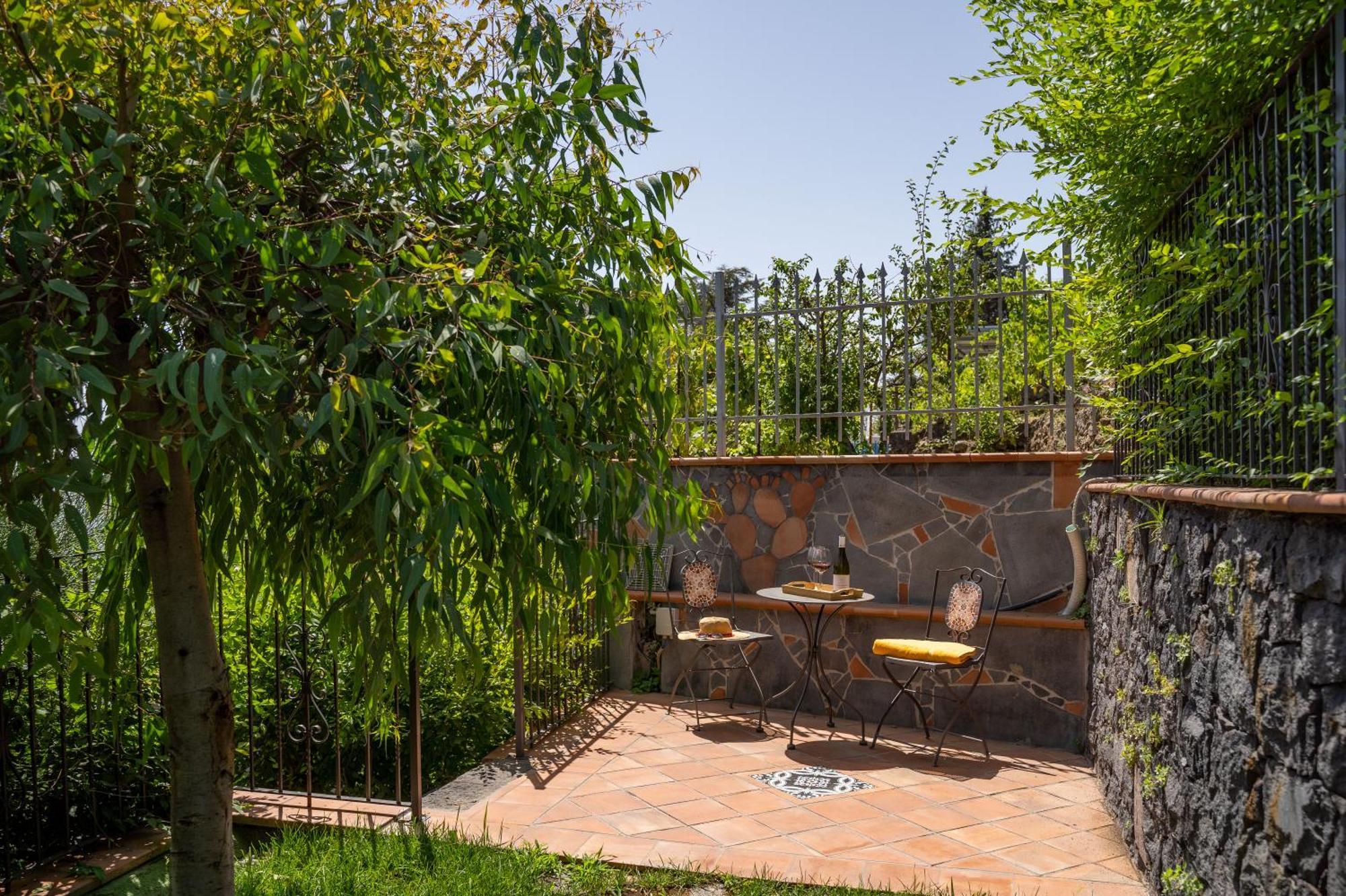 Etna Sunshine Rent Rooms Puntalazzo Exterior photo