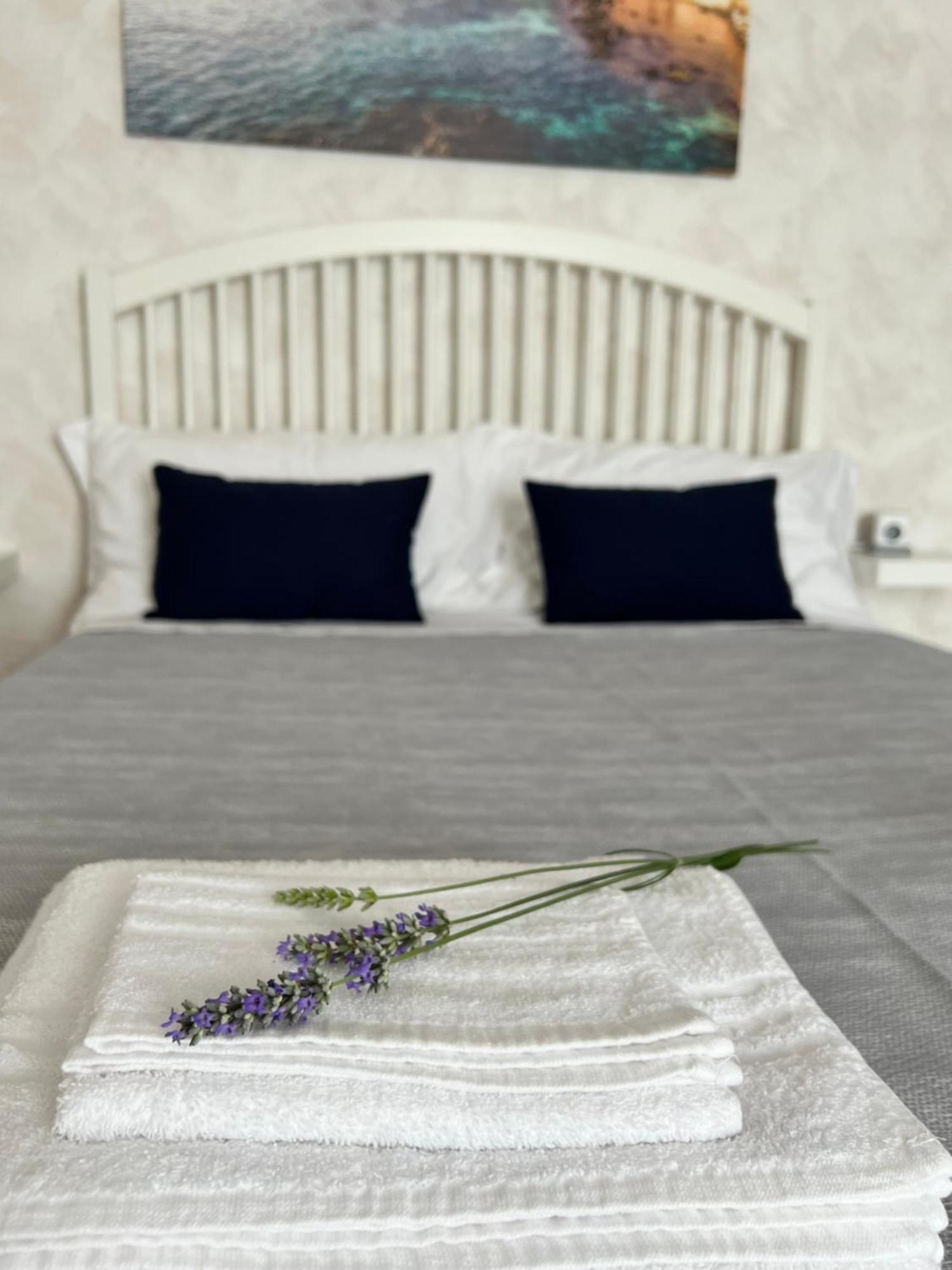 Etna Sunshine Rent Rooms Puntalazzo Exterior photo